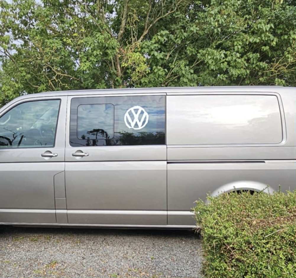 VW Symbol Large